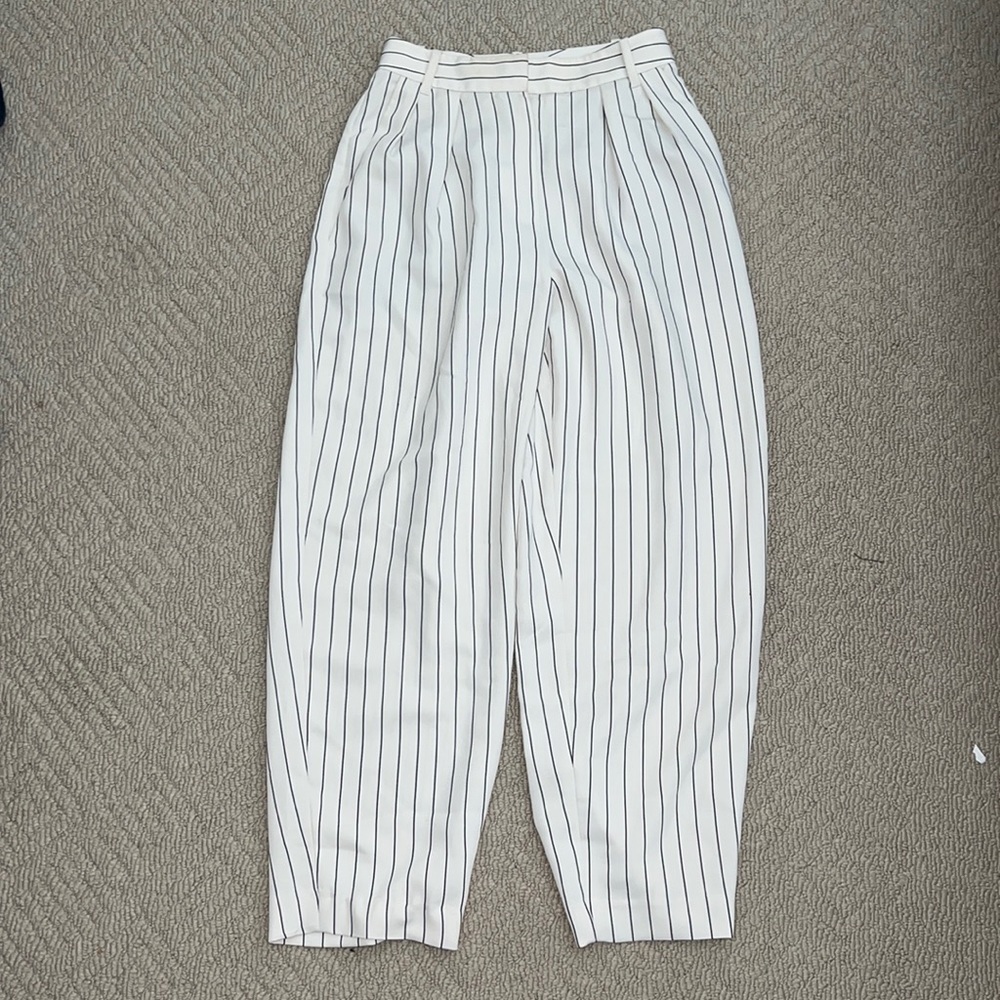 Aritzia Babaton Modesto white trousers with black stripes